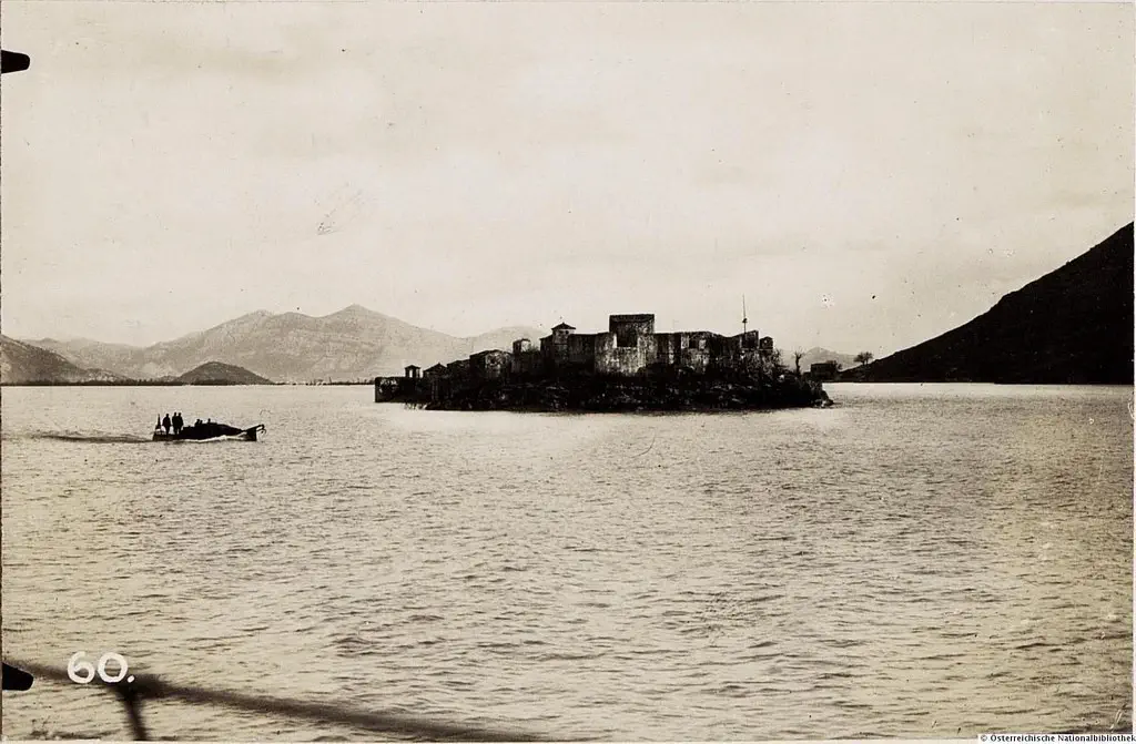 fort lesendro austrian achieves