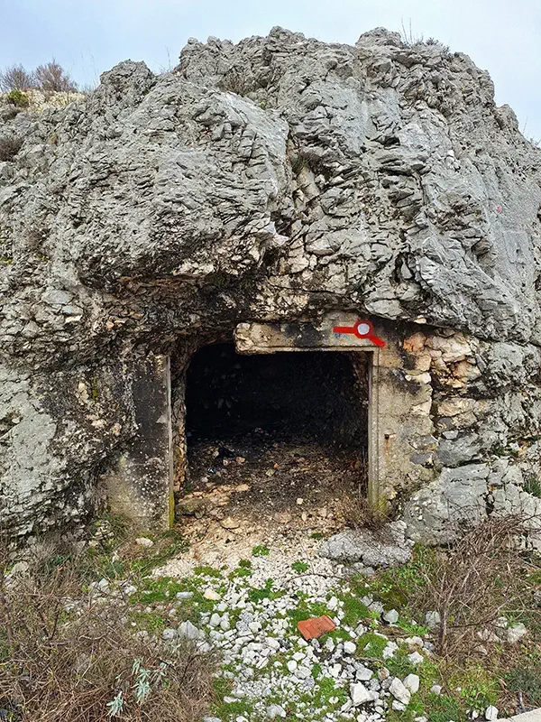 Жандармерия возле форта Површница